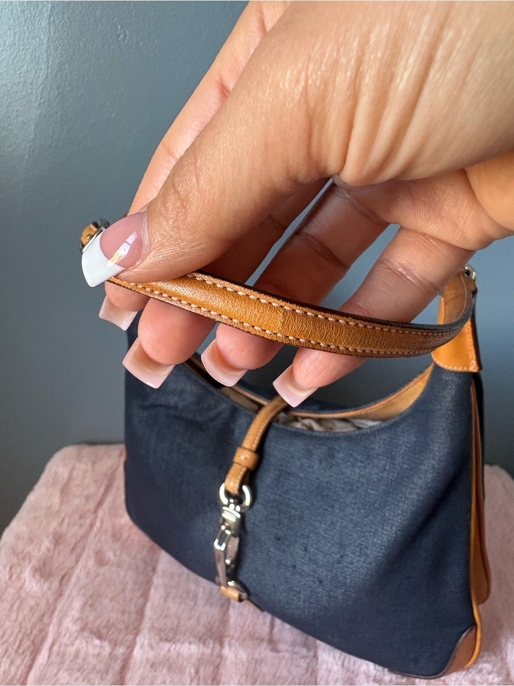 denim coach hamptoms shoulder bag - Picture 6 of 8